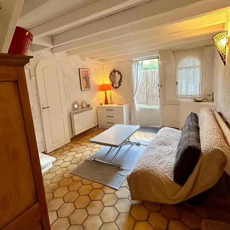 Holiday home Merveille - Abriscadabra *